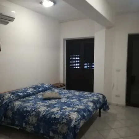 Raggio Di Sole 3* רנדה