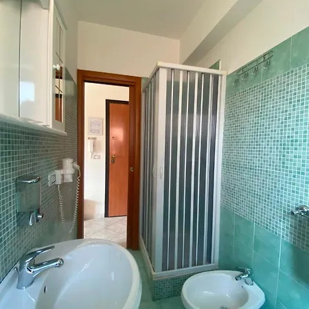 Bed & Breakfast Raggio Di Sole 3*