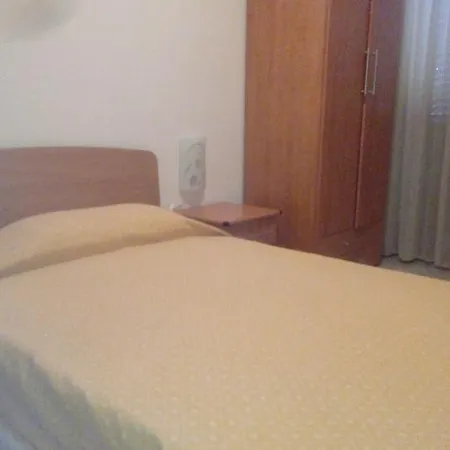 Raggio Di Sole לינה וארוחת בוקר רנדה